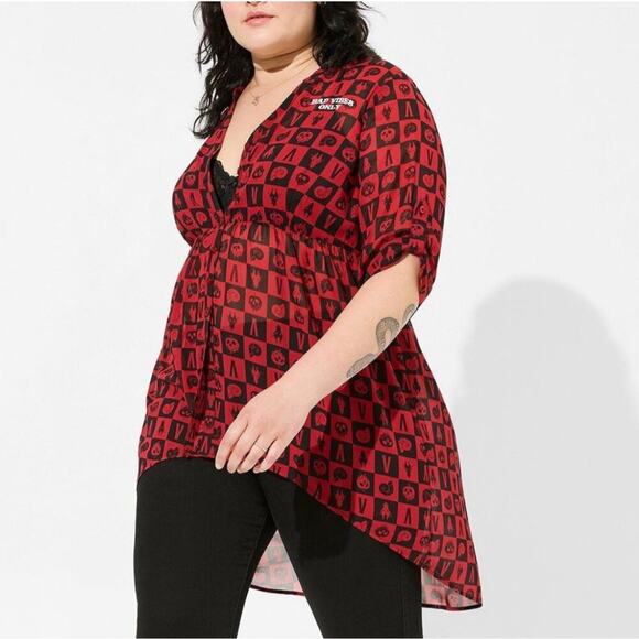 Torrid x Disney Villains "Bad Vibes Only" Chiffon Blouse Size 0 Lexie Hi Low Top - Picture 1 of 16